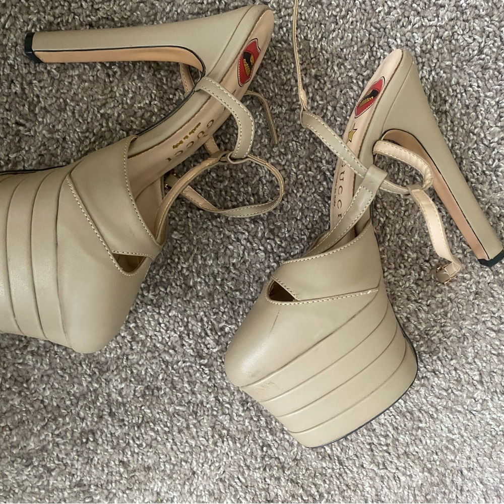 Used heels - Picture 2 of 10